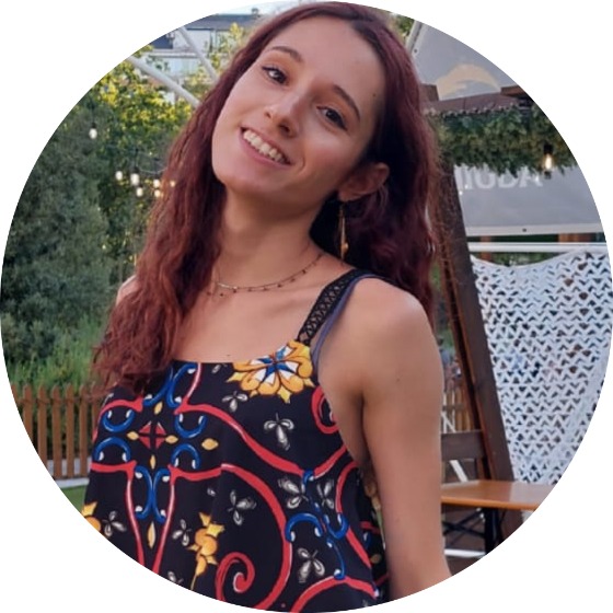 Francesca, our expert in Italy reservations and communication at Dromo, ensuring a perfect blend of precision and connectivity.