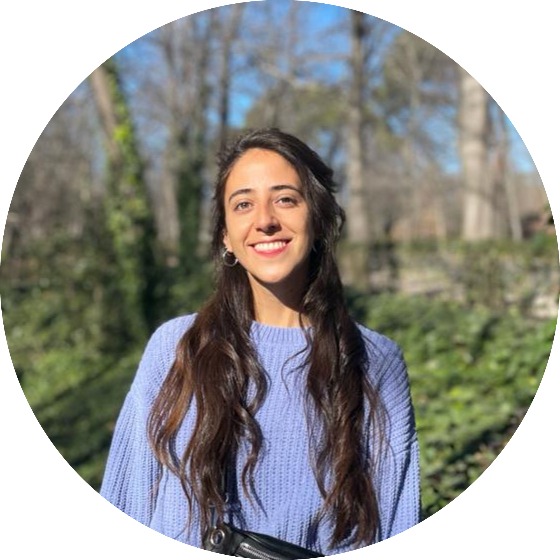 Rayen - Creative Graphic Designer and Social Media Manager at Dromo